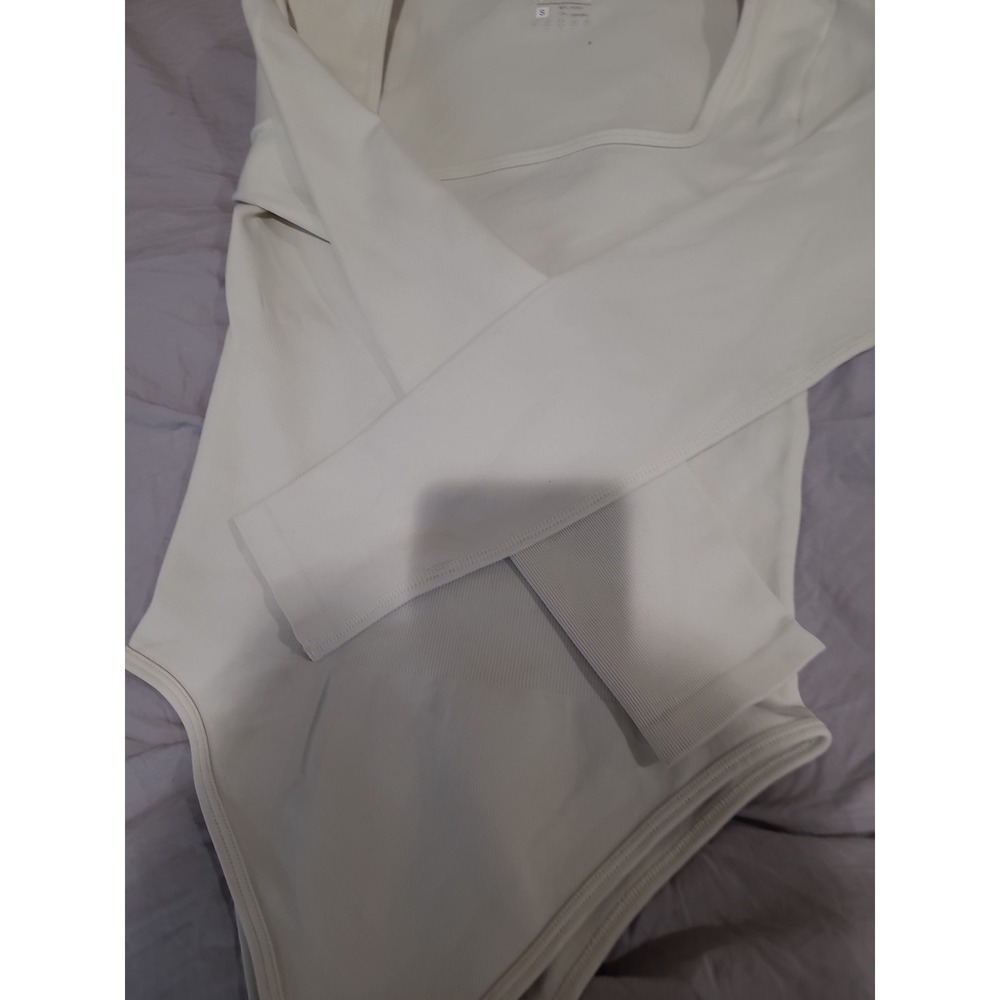 OQQ body shaping Bodysuit Ivory long sleeve Sq Neckline closet staple Women SZ S - Picture 9 of 11